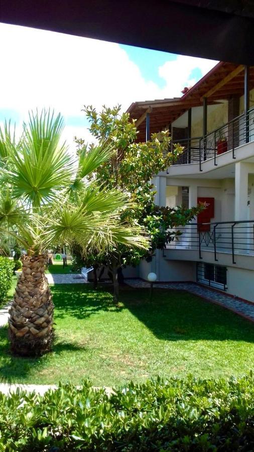 Pansion Argo Apartment Nea Moudania Bagian luar foto